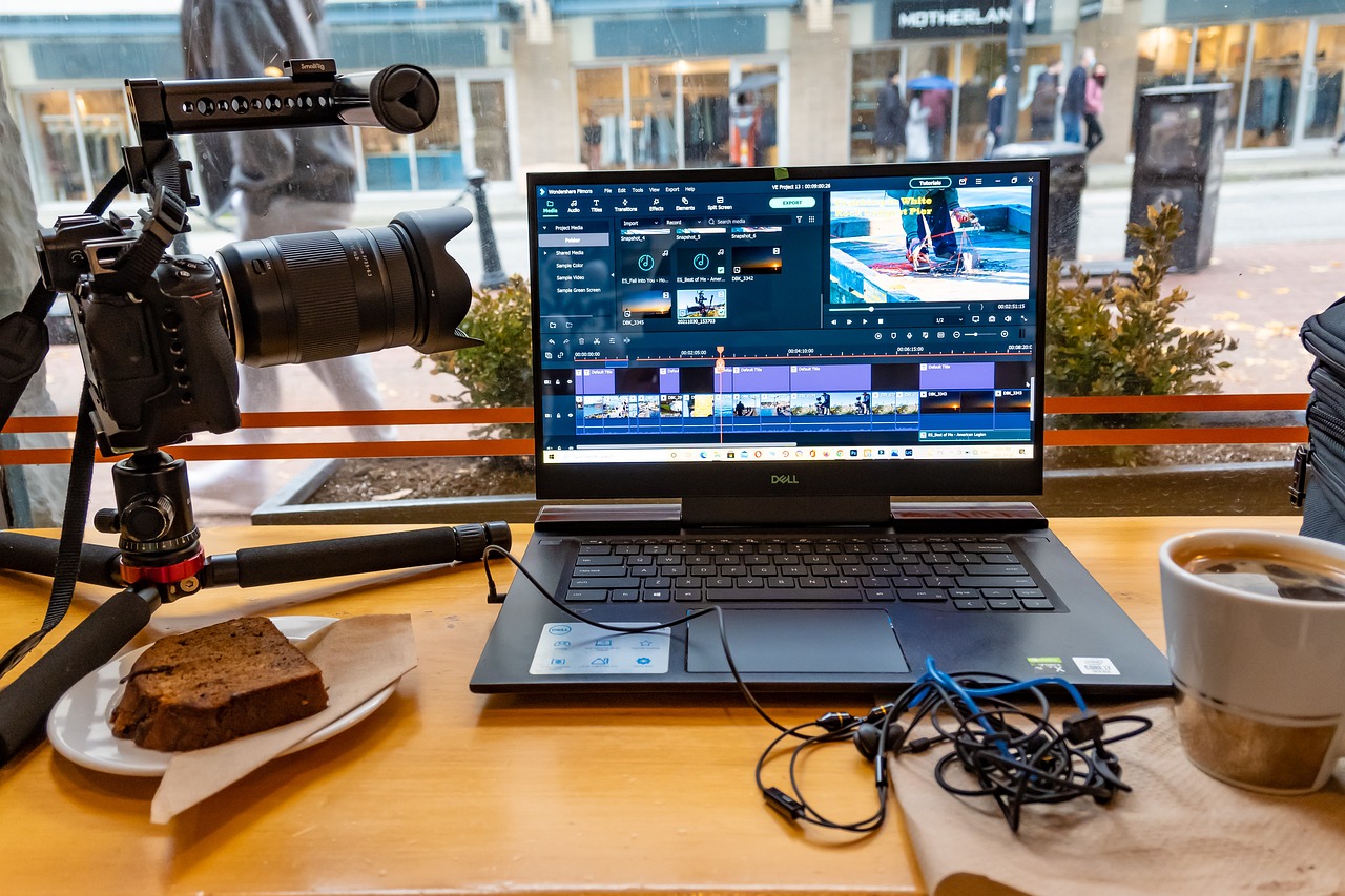 VIDEO EDITING AND VIDEOGRAPHY